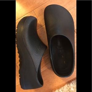 Size 8 Birkenstock slide on